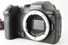 [NEAR MINT] Canon EOS R7
