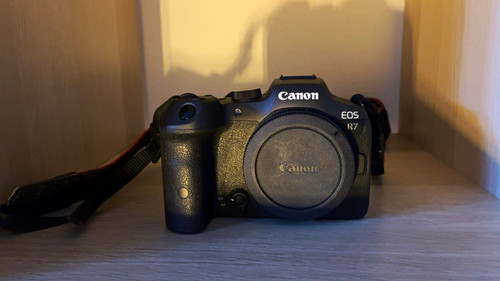 Canon eos mirrorless - eos,