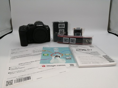 Canon mirrorless slr - slr, eos