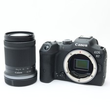 Canon EOS R7 + RF-S 18-150 IS