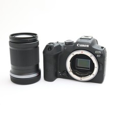 Canon EOS R7 + RF-S 18-150 IS