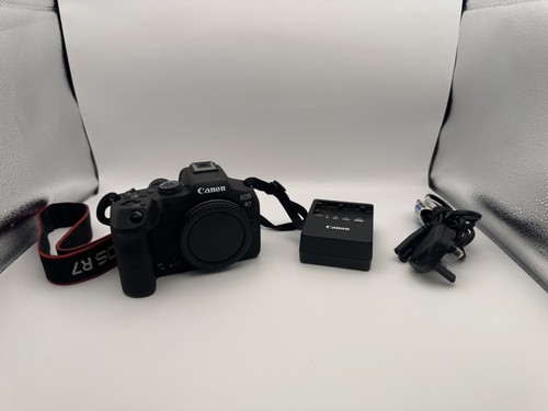 Canon eos mirrorless camera - r7,