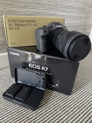 Canon eos with sigma - r7,