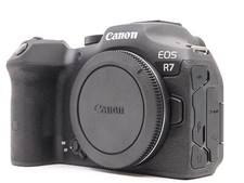 Canon EOS R7 32.5MP Mirrorless