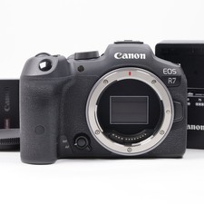 Canon EOS R7 Mirrorless