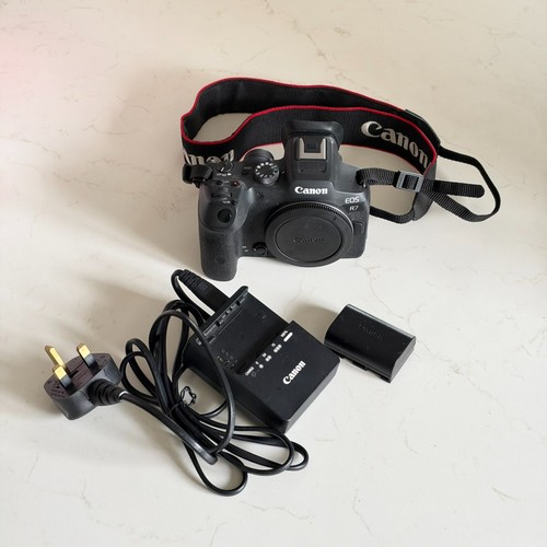 Canon eos 5mp mirrorless - canon, r7