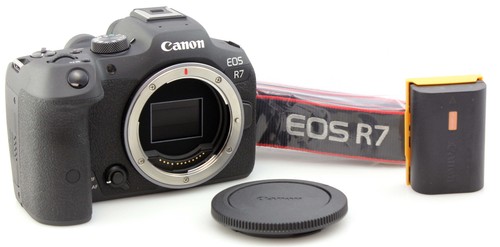 Mint boxed canon - canon, r7