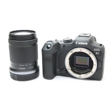 Canon EOS R7 + RF-S 18-150 IS