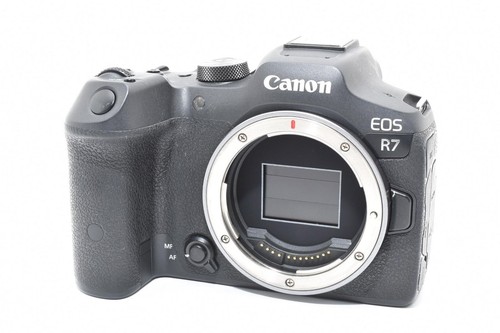 Canon eos black mirrorless - r7,